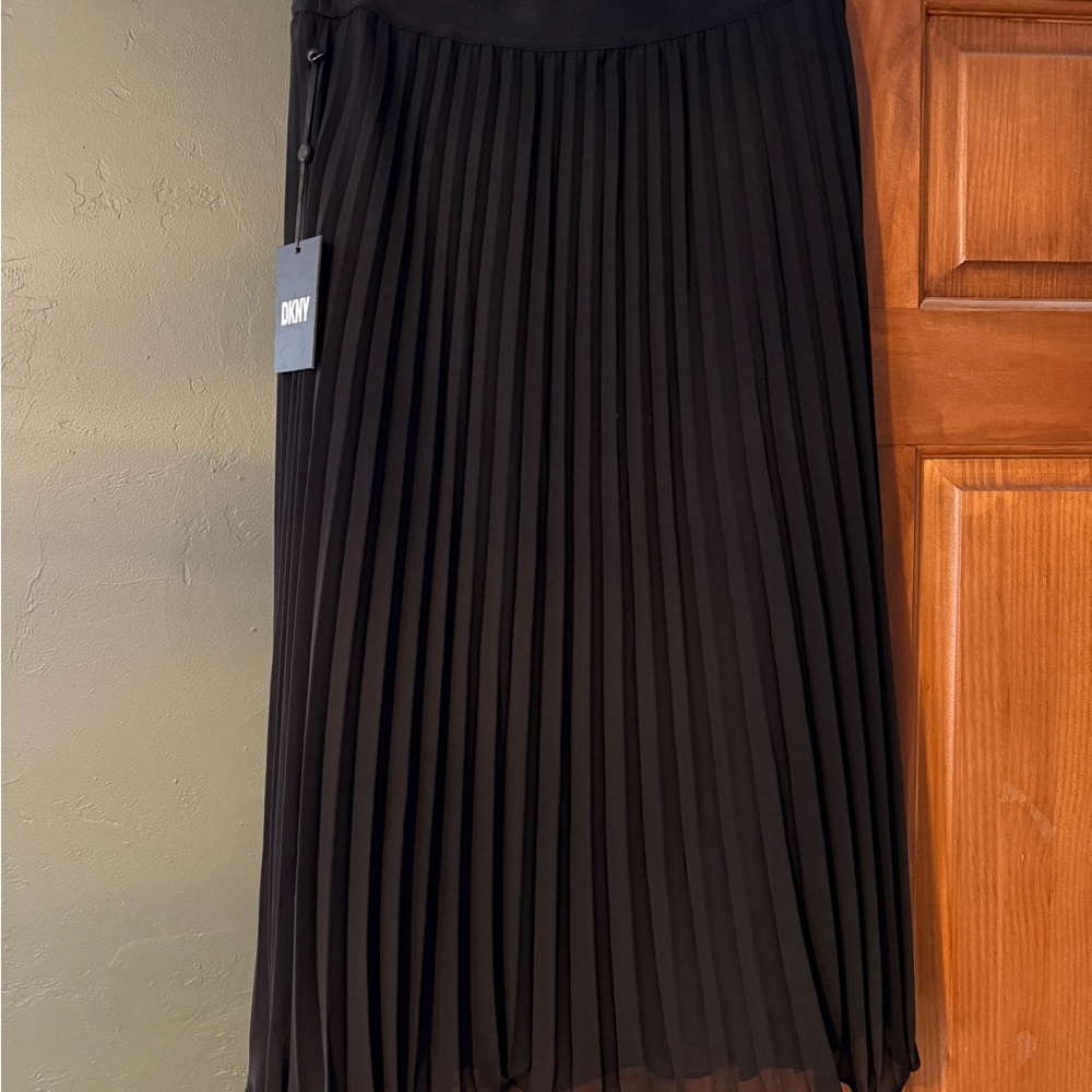 DKNY Black Pleated Women's Skirt